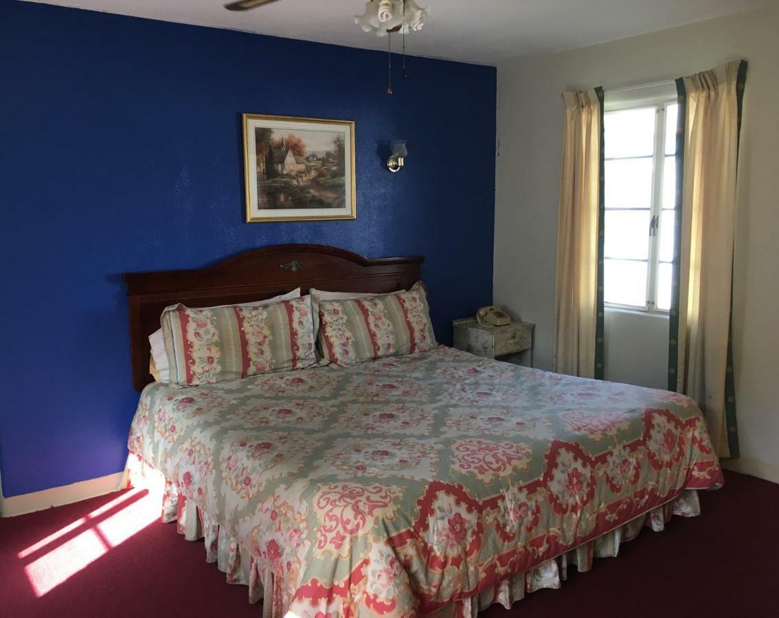 Motel Azure Hills Inn&suites Fredericksburg